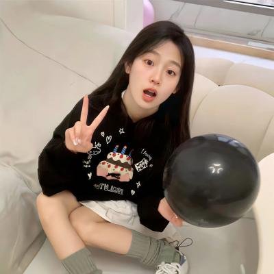 《热辣小红帽》海报
